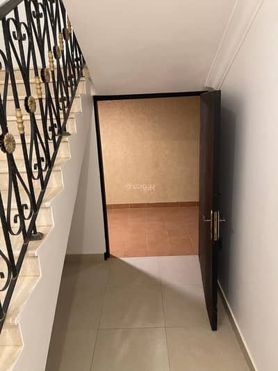 2 Bedroom Apartment for Rent in North Riyadh, Riyadh - A two-bedroom apartment with a hall for rent in Al Yasmeen