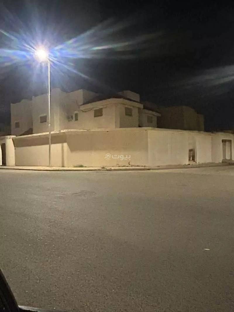 Villa For Sale in Al Fakhriyyah, Unayzah