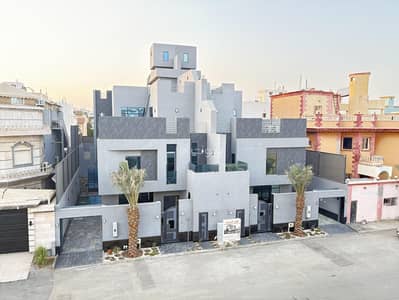 4 Bedroom Villa for Sale in North Jeddah, Jeddah - Duplex villa with a modern design