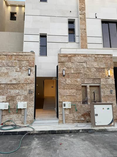 3 Bedroom Apartment for Sale in East Riyadh, Riyadh - Apartment in East Riyadh，Al Janadriyah 3 bedrooms 570000 SAR - 87764108