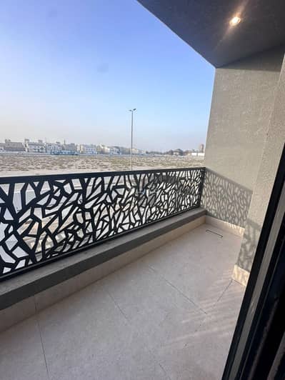 5 Bedroom Flat for Sale in King Fahd Suburb, Dammam - Apartment For Sale in King Fahd Suburb, Dammam