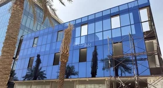 مكتب  للايجار في شمال الرياض، الرياض - مكاتب جديدة للإيجار – فرصة مميزة على طريق الملك عبدالله – حي المغرزات