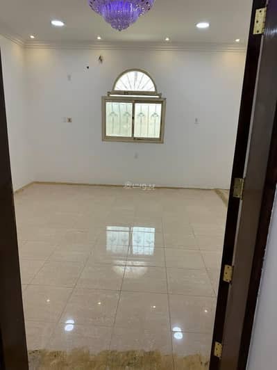 Residential Building for Rent in Historical Center Al Mubarraz, Al Ahsa - Building For Rent in Historical Center Al Mubarraz, Al Ahsa