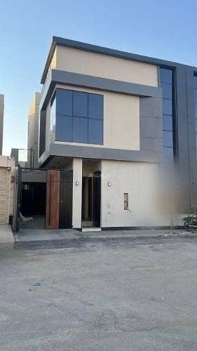 Villa For Sale in Al Mahdiyah, Riyadh