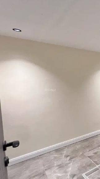 3 Bedroom Apartment for Sale in North Jeddah, Jeddah - Studio Apartment For Sale in Mishrifah, Jeddah
