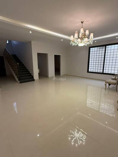 7 Bedroom Villa for Sale in North Riyadh, Riyadh - A distinctive duplex villa with an independent apartment in Al Arid neighborhood.