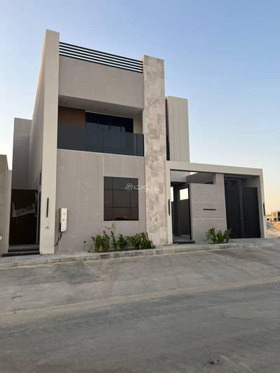 7 Bedroom Villa for Sale in West Riyadh, Riyadh - Villa consisting of 7 bedrooms for sale in Mahdia
