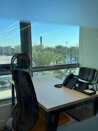 Office for Rent in West Riyadh, Riyadh - Private and shared office spaces for rent
