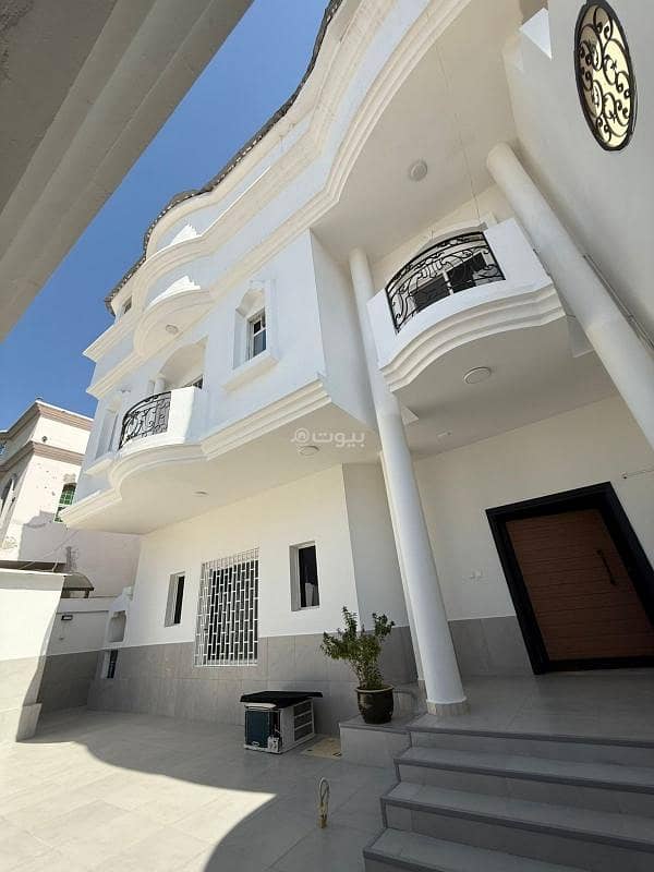 Villa for sale