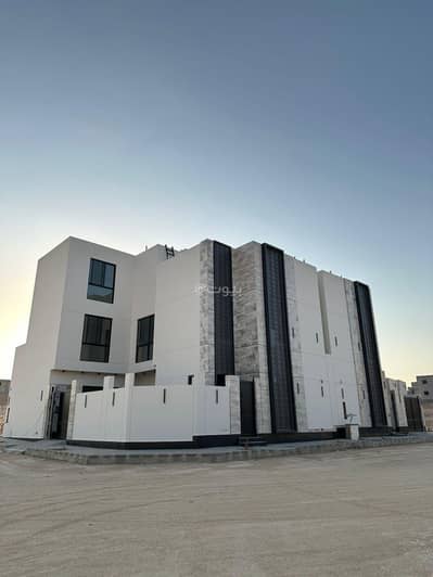 5 Bedroom Villa for Sale in West Riyadh, Riyadh - Modern villa with an area of 225 m²