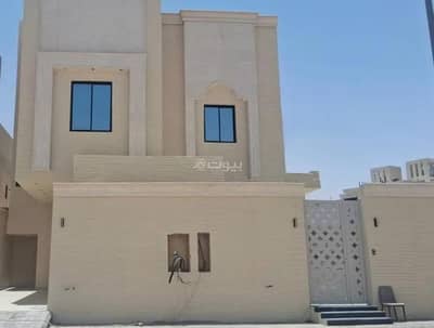 دور 3 غرف نوم للبيع في جنوب الرياض، الرياض - دور للبيع في عكاظ، الرياض