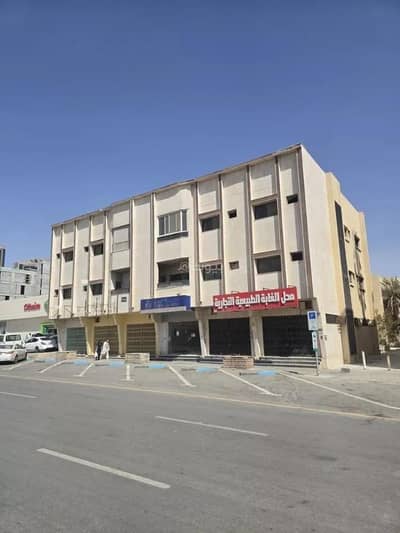 معرض  للايجار في شمال الرياض، الرياض - معرض للإيجار في العليا، الرياض