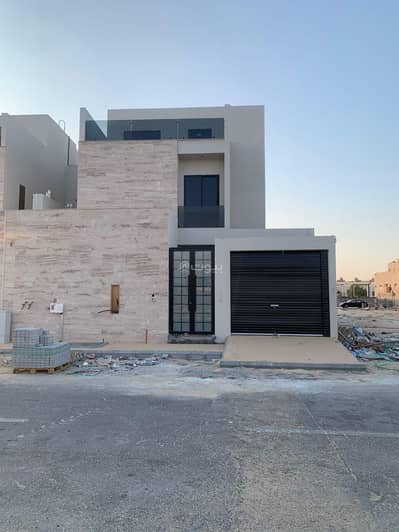 6 Bedroom House for Sale in Al Shulah, Dammam - Modern design houses in Al-Shuhada, Al-Sharqiya Oasis, all guarantees, personal work, separate connected from the back, elevator foundation, camera installation.