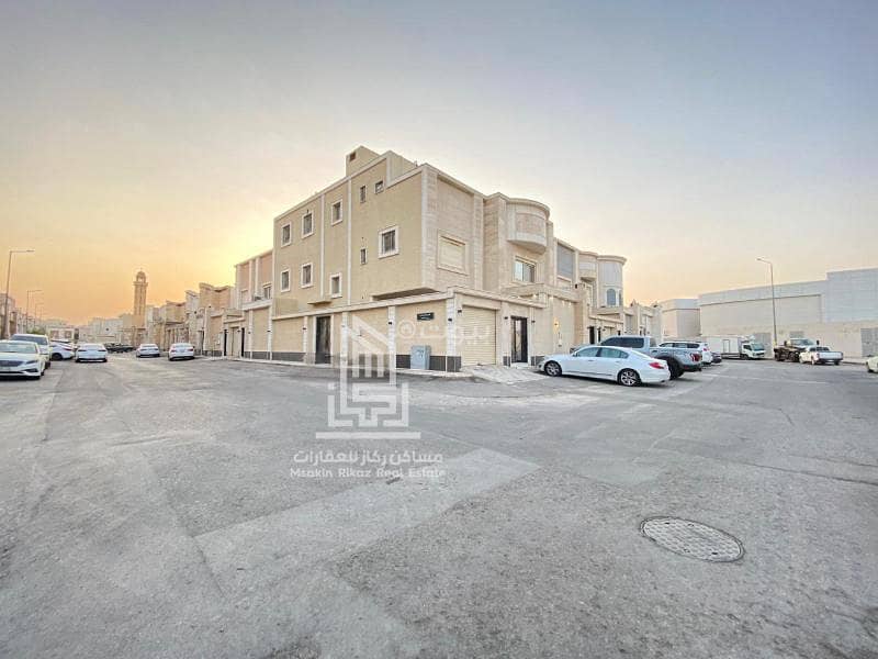 Elegant corner villa with an independent apartment – Unique design and exceptional location for sale