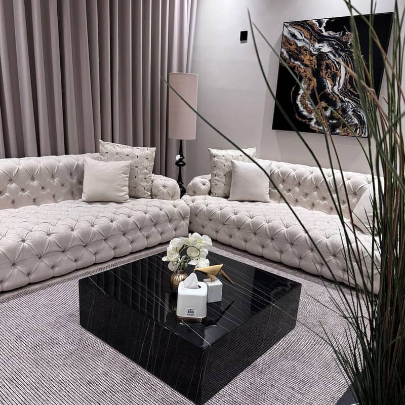 Apartment furnished with hotel facilities