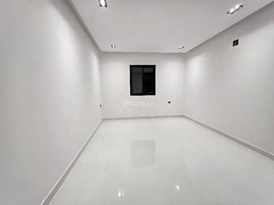 دور 5 غرف نوم للبيع في شرق الرياض، الرياض - دور اول للبيع الرياض حي الرمال تنال
