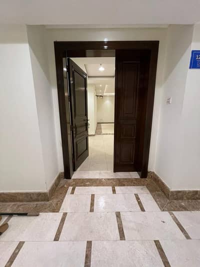 فلیٹ 3 غرف نوم للبيع في شمال الرياض، الرياض - شقة للبيع في شارع الإعتماد, حي الملقا, مدينة الرياض, منطقة الرياض