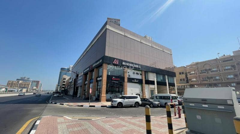 مكتب للإيجار في الأراضيات 1