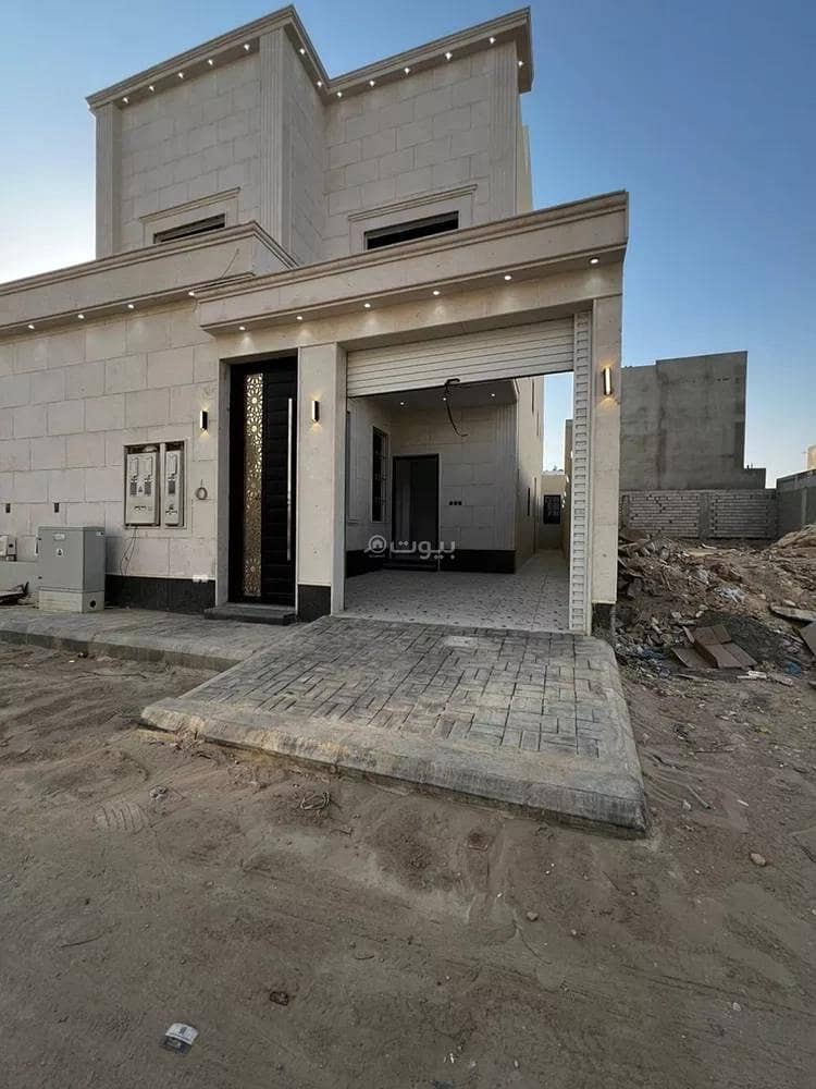 Floor For Sale in Al Janadriyah, Riyadh