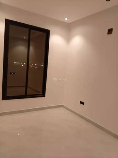 دور 5 غرف نوم للبيع في شرق الرياض، الرياض - دور للبيع في حي الرمال ، الرياض