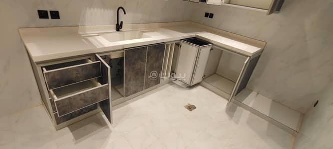 شقة 3 غرف نوم للايجار في شرق الرياض، الرياض - شقة للإيجار في شارع طريق صلاح الدين الايوبي, حي الصفاء, مدينة الرياض, منطقة الرياض