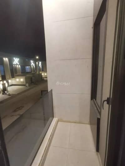 دور 4 غرف نوم للبيع في شرق الرياض، الرياض - دور للبيع في شارع رقم 126, حي الجنادرية, مدينة الرياض, منطقة الرياض