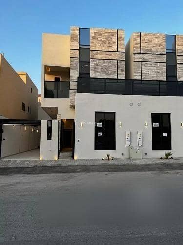 6 Bedroom Villa for Sale in West Riyadh, Riyadh - Villa For Sale in Al Mahdiyah, Riyadh