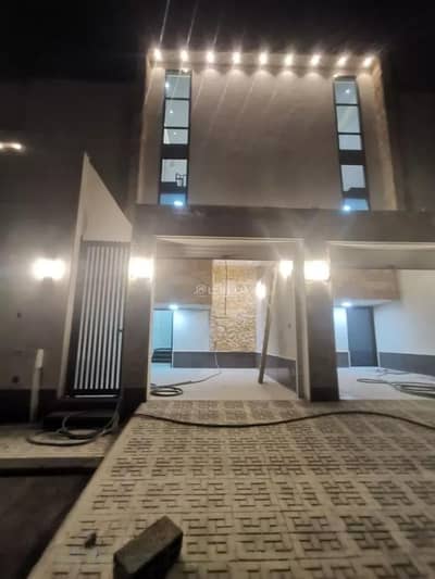 4 Bedroom Floor for Sale in East Riyadh, Riyadh - For Sale: Ground-floor home on Wadi Tarj Street, Al-Qadisiyah District, Riyadh, Riyadh Region.