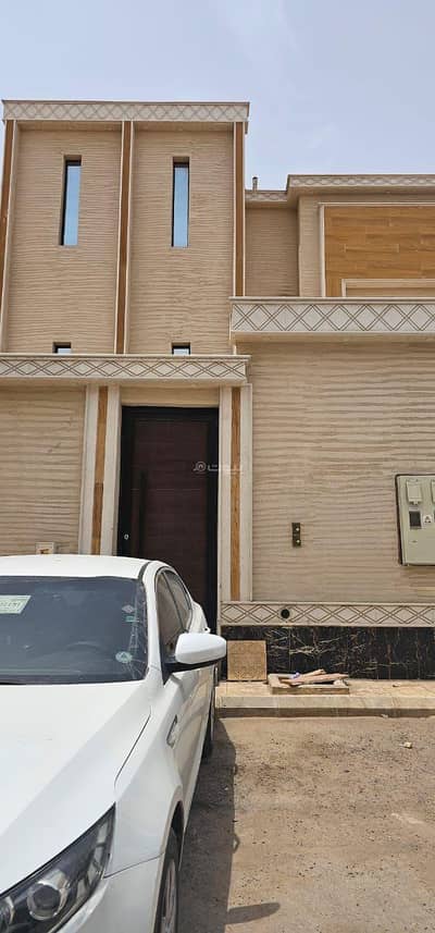 دور 5 غرف نوم للبيع في جنوب الرياض، الرياض - للبيع دور حي العزيزية بالرياض