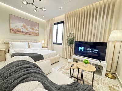 Studio for Rent in North Jeddah, Jeddah - Unique one-bedroom apartment 60 inches | Fully furnished unit for rent in Jeddah, Saudi Arabia