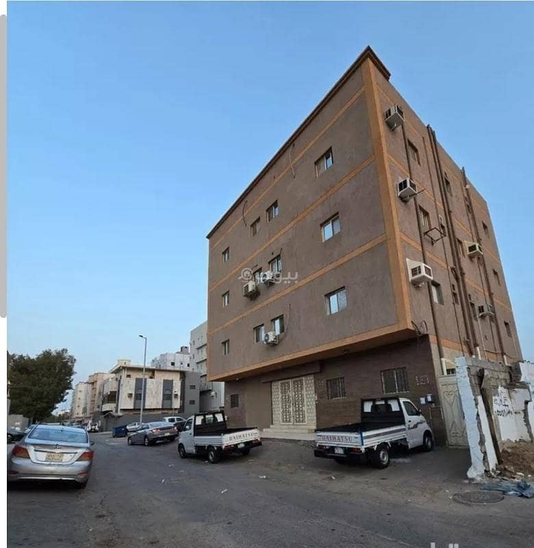 Residential building for sale in Jeddah, Al-Faisaliah neighborhood.