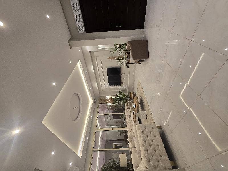 Villa for sale in Jeddah, Al-Sawari neighborhood, opposite Waad Academy