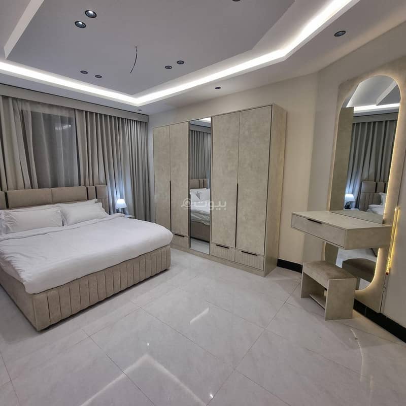 Apartment with elegant design and smart entry 3/3