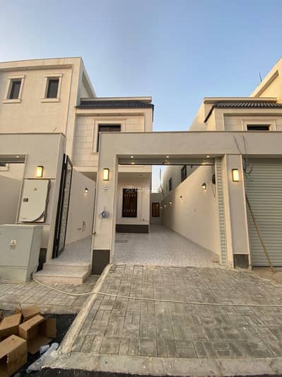 4 Bedroom Floor for Sale in South Riyadh, Riyadh - Floor in South Riyadh，Badr 4 bedrooms 670000 SAR - 87760760