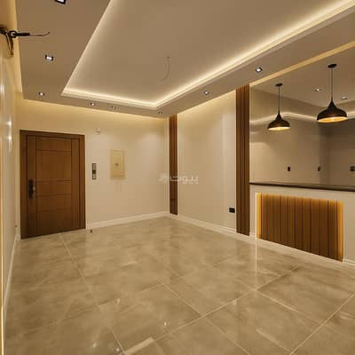 5 Bedroom Flat for Sale in Al Kakiyyah, Makkah - Apartment in Al-Ka'kiah 6 kilometers from the Haram, less than 15 minutes by car.