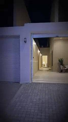 دور 3 غرف نوم للبيع في جنوب الرياض، الرياض - عقار للبيع