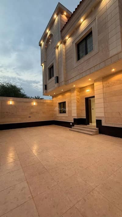 11 Bedroom Villa for Sale in Al Difa, Madina - Villa For Sale in Al Difa, Madina