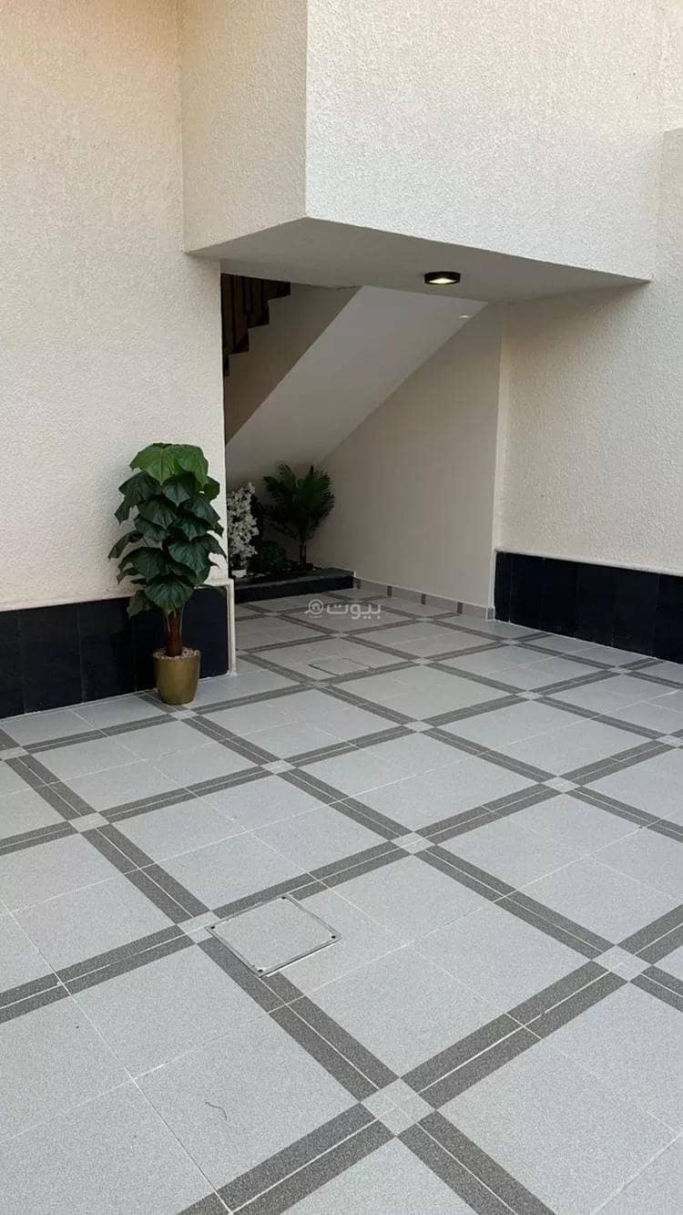 5 Bedroom Floor For Sale in Nawara District, Al Muzahimiyah Riyadh Region