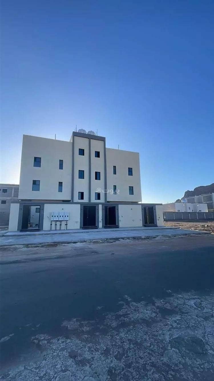Residential Building For Sale in Industrial, Madina Residential Building For Sale in Industrial, Madina