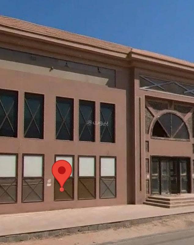 للإيجار صالة تجارية بموقع استثنائي – حي الفاخرية، عنيزة