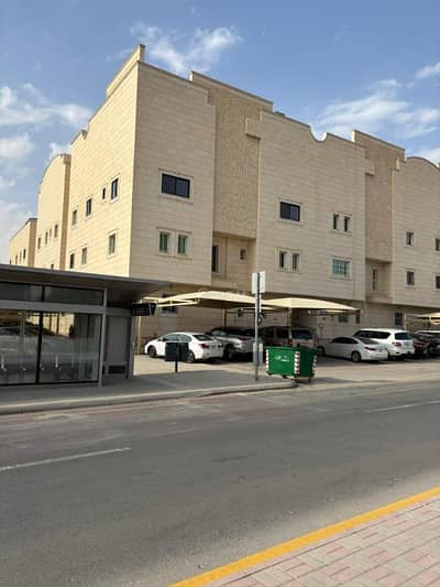 6 Bedroom Flat for Sale in North Riyadh, Riyadh - Used apartment for sale in Al-Nakheel neighborhood in Riyadh, floor.