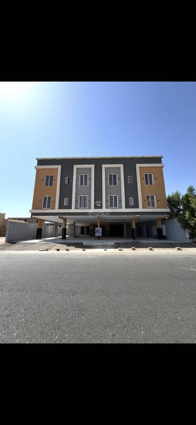 7 Bedroom Apartment for Sale in North Jeddah, Jeddah - شقة للبيع في مخطط الوافاء، جدة