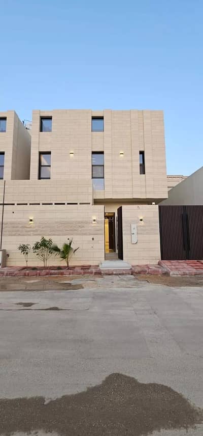 بيت شعبي 4 غرف نوم للبيع في شمال الرياض، الرياض - بيت للبيع في شارع وادي نعمان, حي النرجس, مدينة الرياض, منطقة الرياض