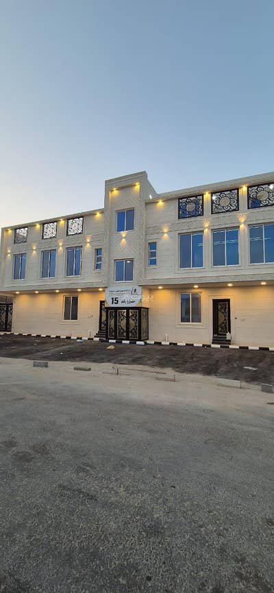 4 Bedroom Apartment for Sale in King Fahd Suburb, Dammam - Dammam, King Fahd Suburb, Tenth District