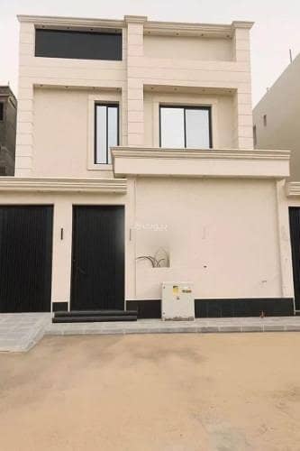 بيت شعبي 5 غرف نوم للبيع في وسط الرياض، الرياض - بيت للبيع في شارع ممر12, حي الفاروق, مدينة الرياض, منطقة الرياض