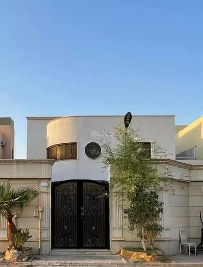 5 Bedroom Villa for Sale in East Riyadh, Riyadh - Villa For Sale in Al Munsiyah, Riyadh