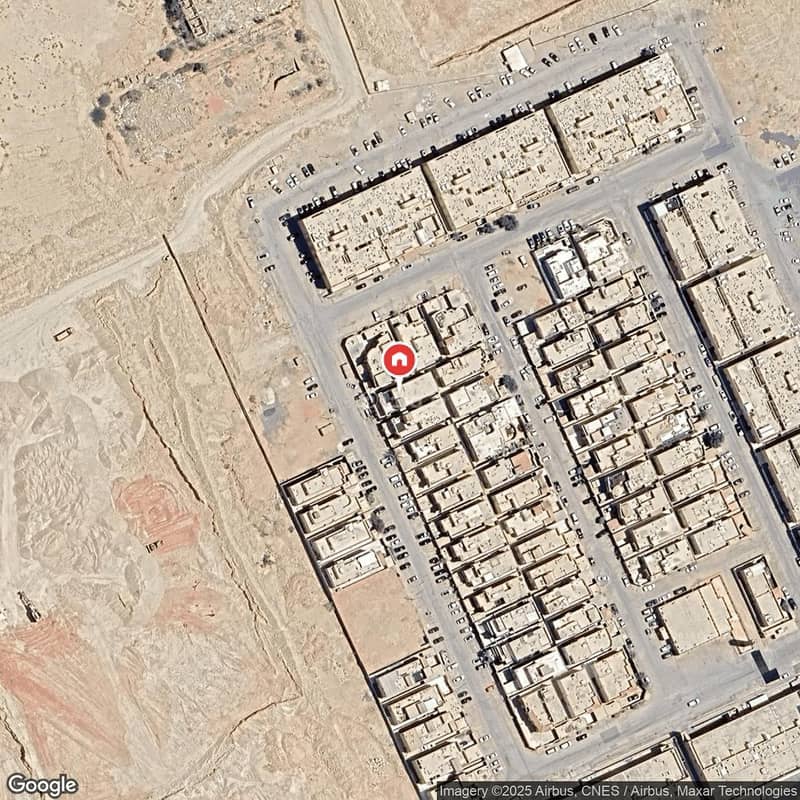 Floor in East Riyadh，Ghirnatah 2 bedrooms 75000 SAR - 87774790