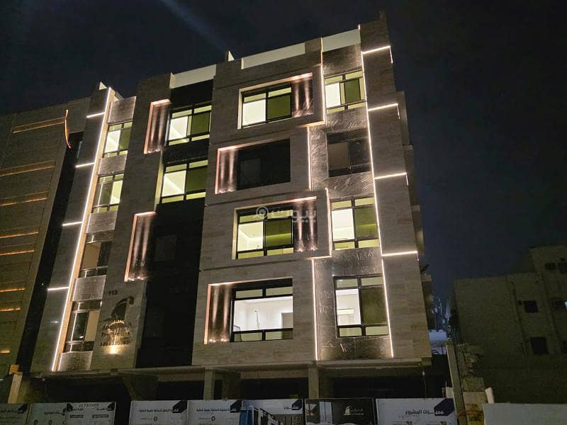 A five-bedroom apartment for sale in Jeddah, Al-Nuaim district.