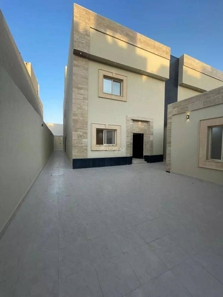 Villa For Sale in Al Hazm, Riyadh