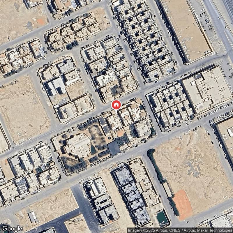 فيلا للبيع في حي الملك عبدالله، شمال الرياض فيلا للبيع في حي الملك عبدالله، شمال الرياض